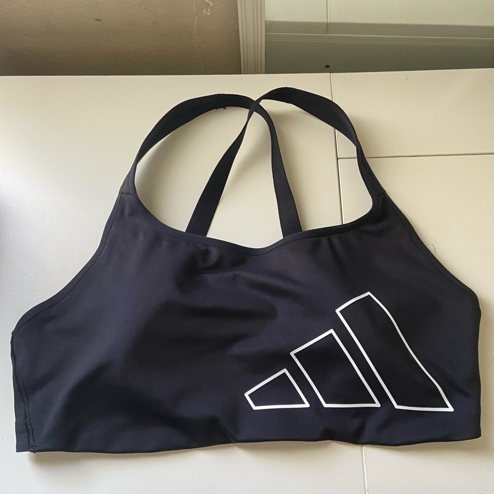 black adidas sports bra (extra large)